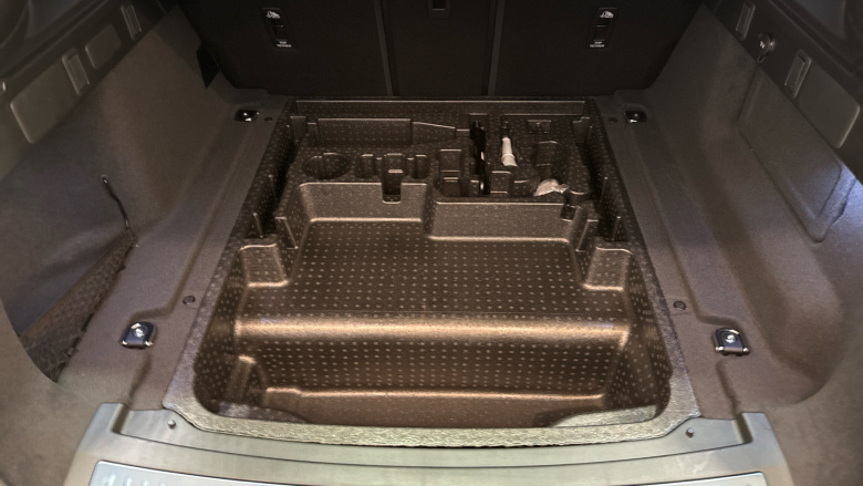 Land Rover Range Rover Velar 2.0 D200 MHEV Dynamic SE 5dr Auto Diesel Estate